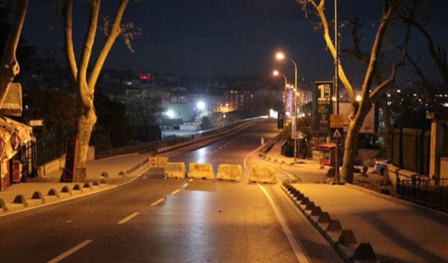 Kadıköy'ün ana girişi kapatıldı!