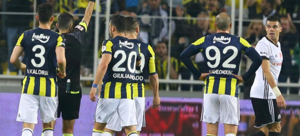 "Tolga Zengin ve Pektemek tribünleri tahrik etti!