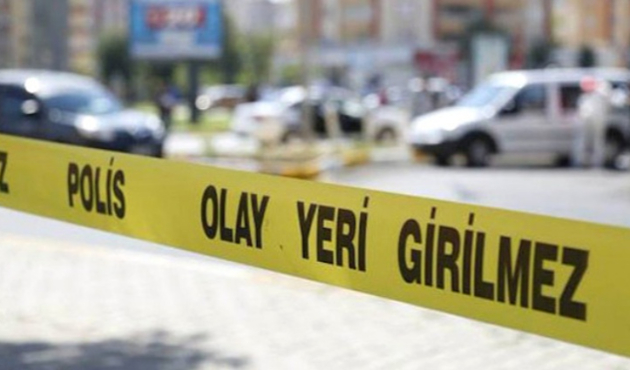 İki kişiyi rehin alıp üzerine benzin döktü!
