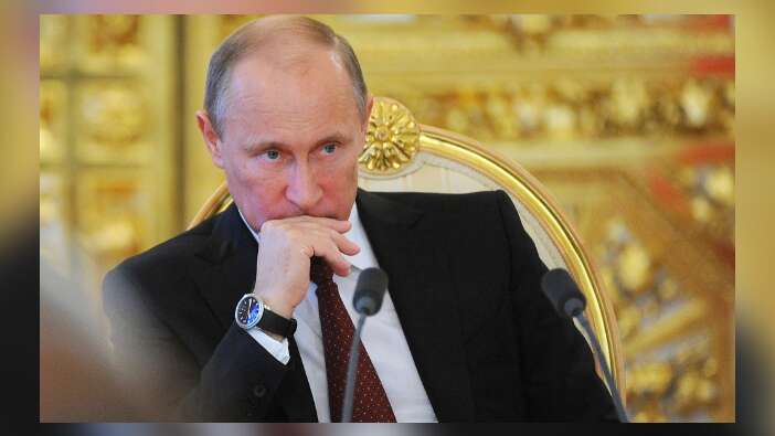Putin kendi kendini azarladı!