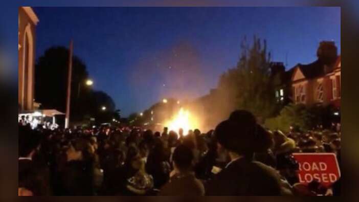 Londra'da Yahudi bayramı kutlamalarında patlama!
