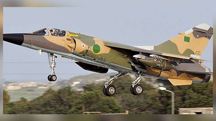 Savaş uçağı düştü... Pilot hayatını kaybetti