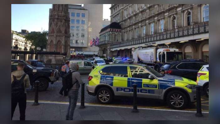 Londra'da bomba alarmı! Tren istasyonu boşaltıldı