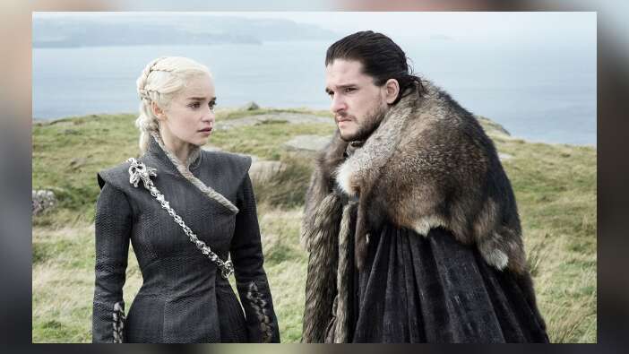 Game of Thrones'tan Emmy rekoru!