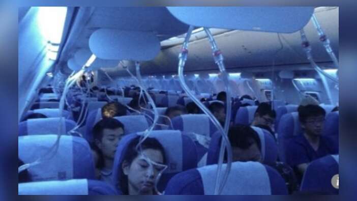 Uçakta içilen sigara yolculara dehşeti yaşattı!