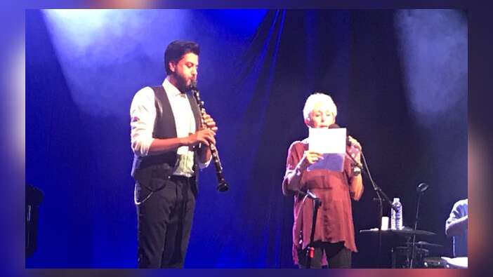 Joan Baez'den Türkçe Hiroşima performansı...