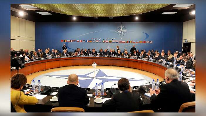 NATO ve AB'ye girmek için isim değiştiriyorlar!