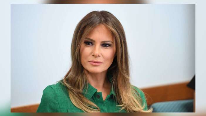 Melania Trump'un ailesi ABD vatandaşı oldu...