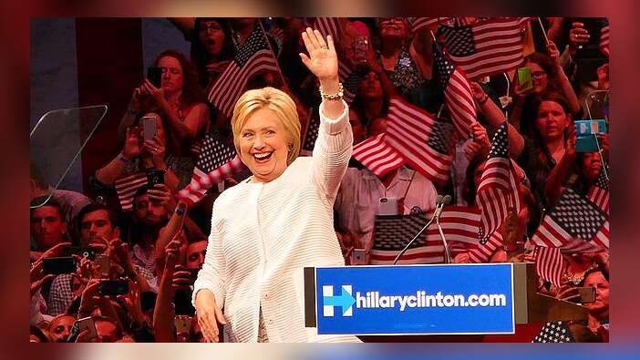 ABD tarihinde bir ilk! Hillary Clinton resmen başkan adayı...