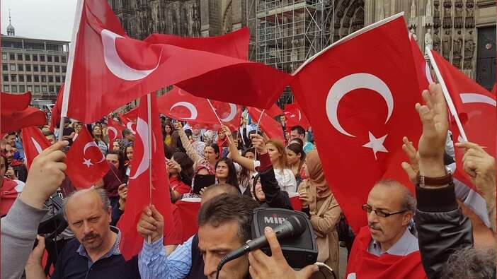 Almanya'da Türklerle ilgili skandal sözler!