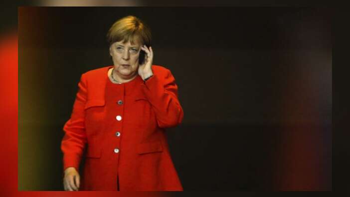 Merkel'e tepkiler çığ gibi büyüyor!