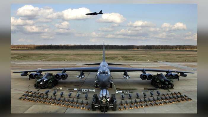 ABD'den Çin'e karşı B-52 hamlesi...