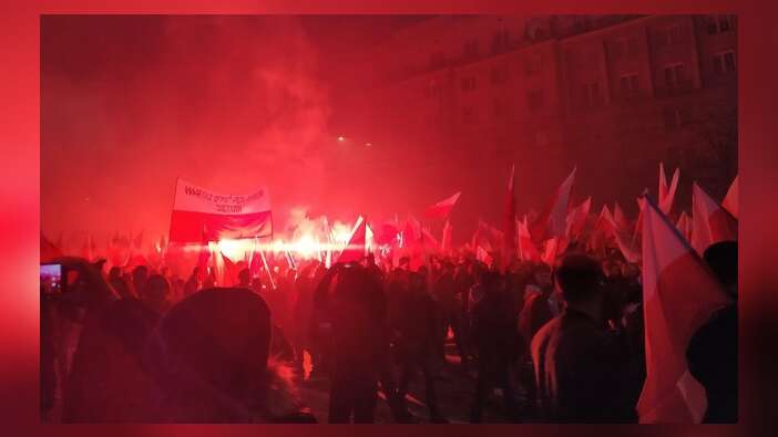 Radikal gruplar sokağa çıktı, ortalık karıştı...