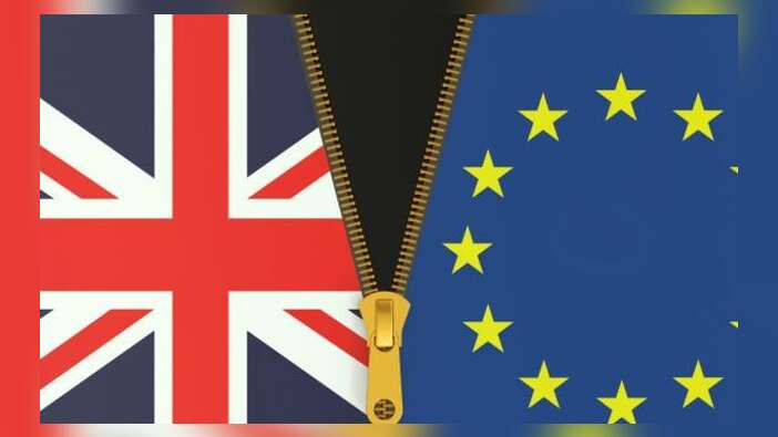 AB, Brexit için tarih verdi! Bakan istifa etti...