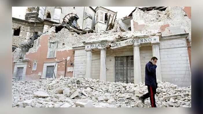 İtalya'da deprem: Ölü sayısı 247 oldu
