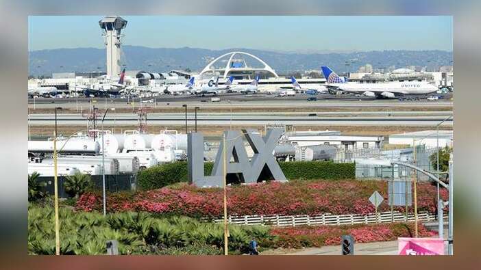 Los Angeles Havalimanı'nda 'silahlı saldırı' paniği!