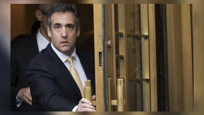 Eski avukatı Trump'ı ateşe attı!