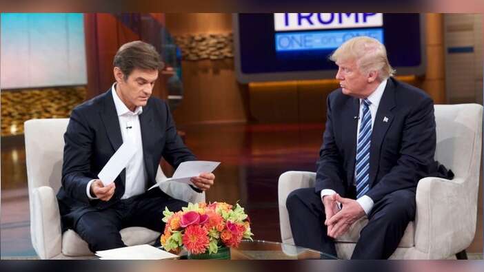 Donald Trump, tahlil sonuçlarını Mehmet Öz'e gösterdi