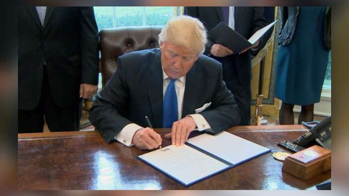 Trump'tan kritik vize açıklaması!