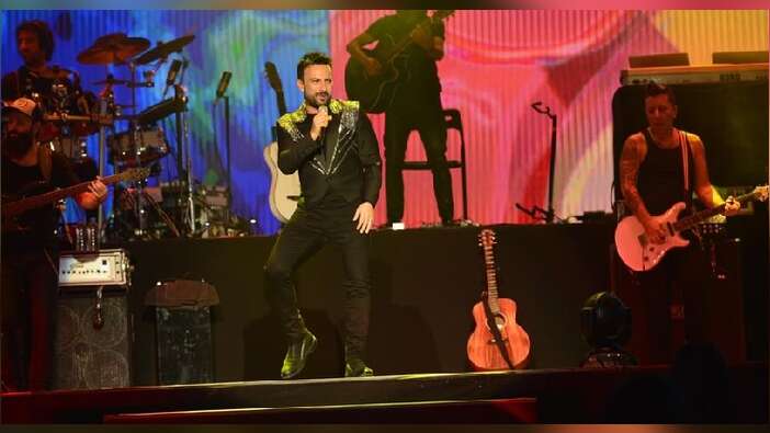 Megastar Tarkan Antalya'yı salladı