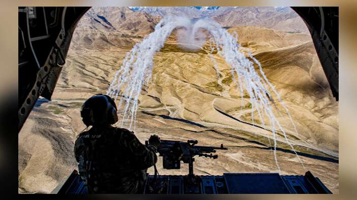 Afganistan'da 20 sivil hayatını kaybetti!