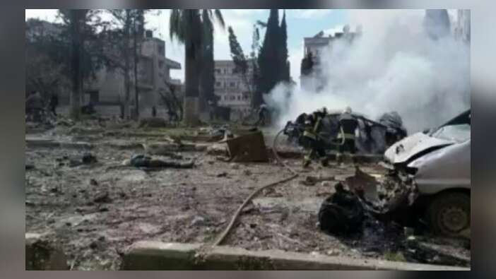 İdlib'de bomba yüklü araçlarla saldırı!