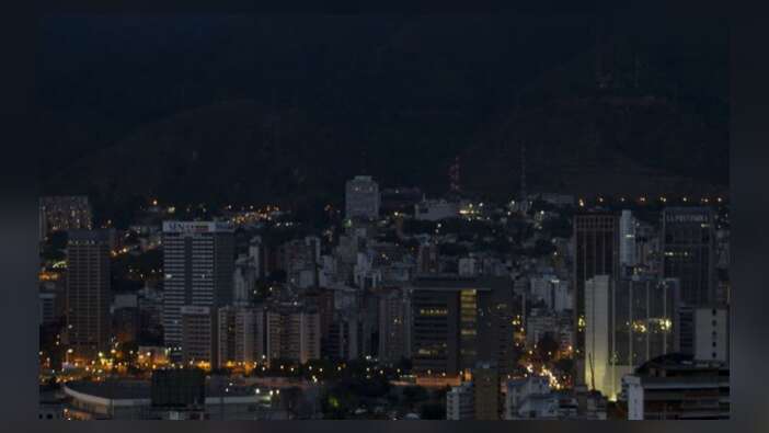 Venezuela'da elektrik kesintisi 36 cana mal oldu!