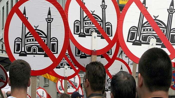İngiltere'de İslamofobik saldırılarda %593 artış
