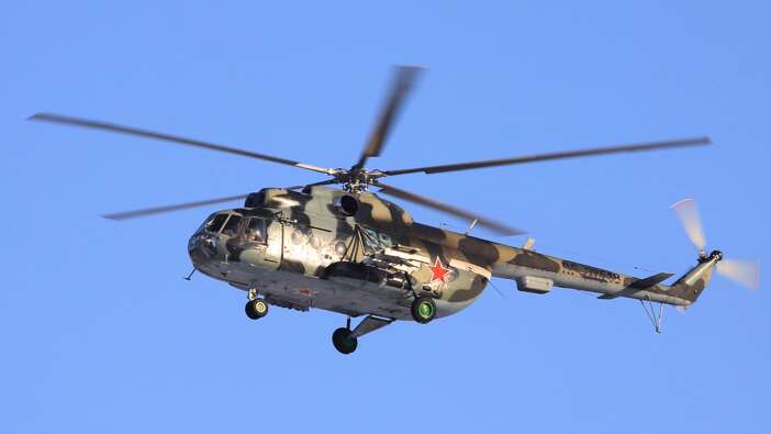 Kazakistan'da helikopter düştü...