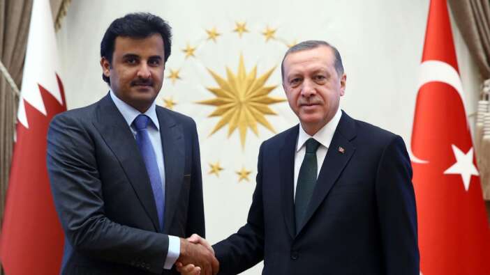 Katar Emiri el Sani'den onurlu Türkiye duruşu!