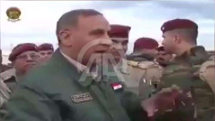 Irak Savunma Bakanı Ubeydi Başika Kampı'nı ziyaret etmiş