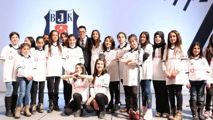 Koro Ruhu Vodafone Park'ta konser verecek!
