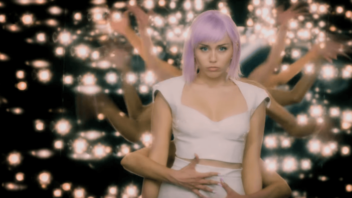 Black Mirror'ın yeni sezon yayın tarihi belli oldu!