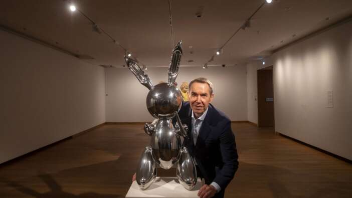 Koons'un çelik tavşanına rekor fiyat!