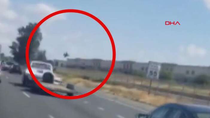 ABD'de F-16 uçağı depoların üzerine düştü!