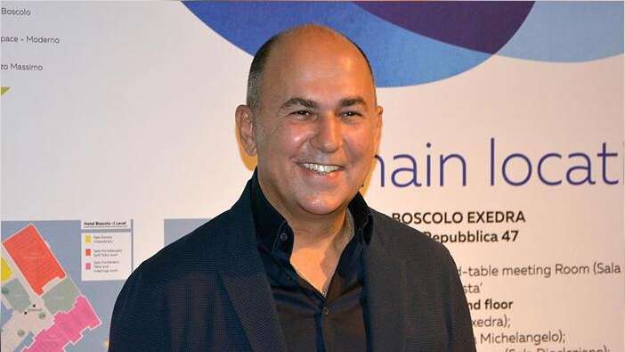 Ferzan Özpetek son filmi 'İstanbul Kırmızısı'nı Roma'da tanıttı