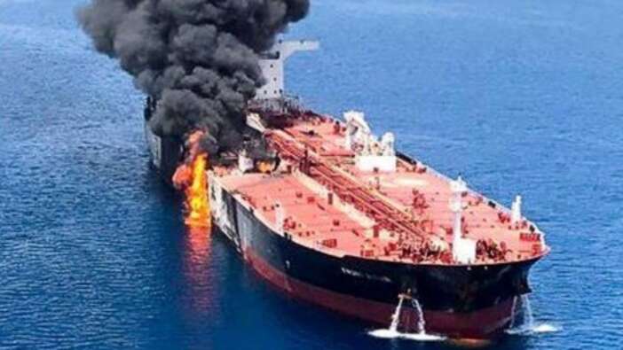 İran tanker saldırıları için ABD'yi suçladı!