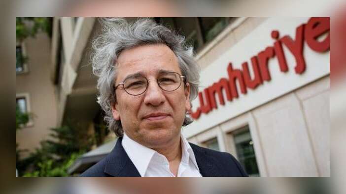 Almanya'dan Can Dündar hakkında skandal karar