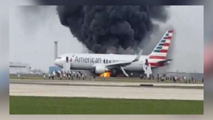 Kalkış için pistte ilerlerken alevler içinde kaldı!