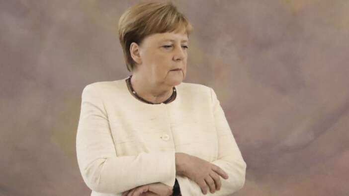 Merkel'den 'titreme' sorusuna yanıt!