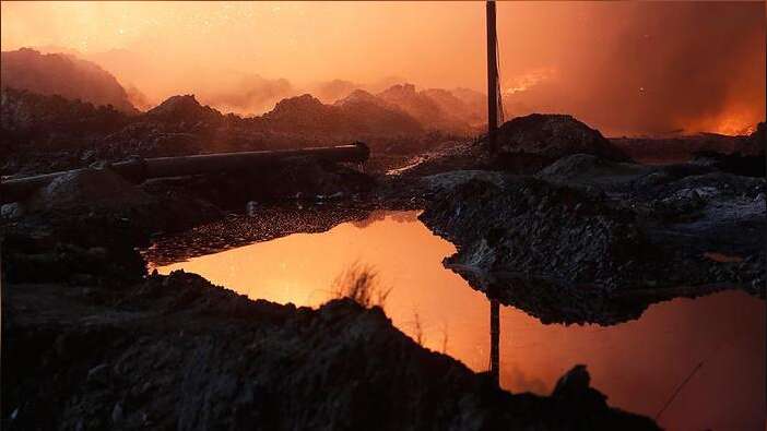 Irak'ta terör örgütü DAEŞ petrol sahasına saldırdı