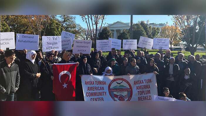 Ahıska Türkleri Beyaz Saray önünde toplandı