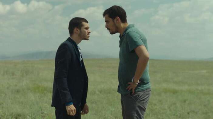 Kardeşler'e En İyi Film ödülü...