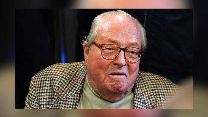 Fransa'da aşırı sağcı Le Pen'in partiden ihraç kararına onay