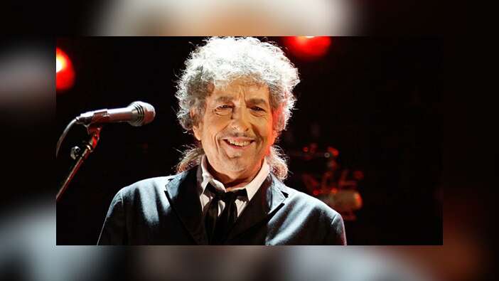 Bob Dylan'dan flaş 'Nobel' kararı: Boş vaktim olmadığı için...