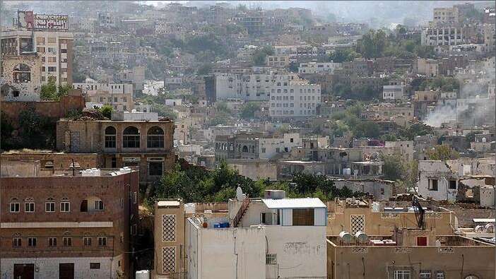 Yemen'de Husiler sivil yerleşim yerlerine saldırdı