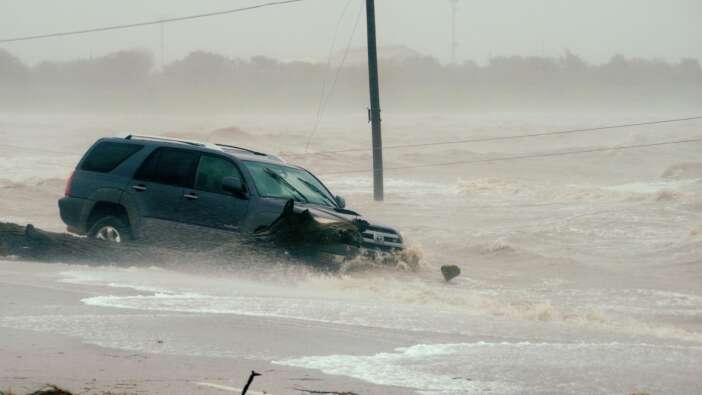 Dorian, Bahamalar'da 5 can aldı...
