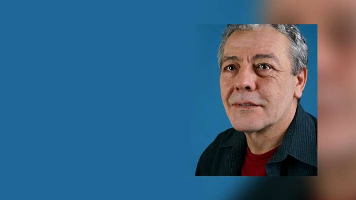 Oyuncu Münir Akça merdivenden düşüp hayatını kaybetti!