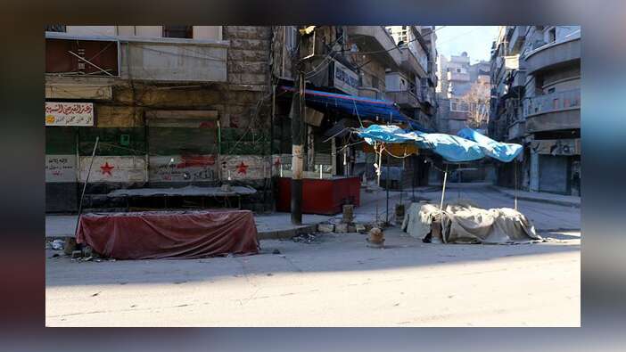 Halep'in doğusu 'yiyeceksiz kent' haline geldi