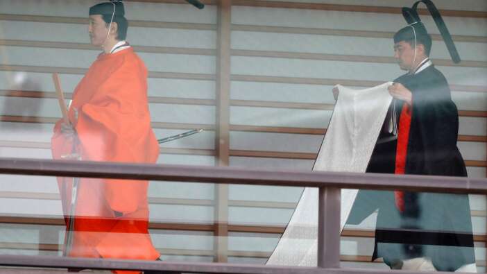 Japonya'nın 126. İmparatoru tahta çıktı!